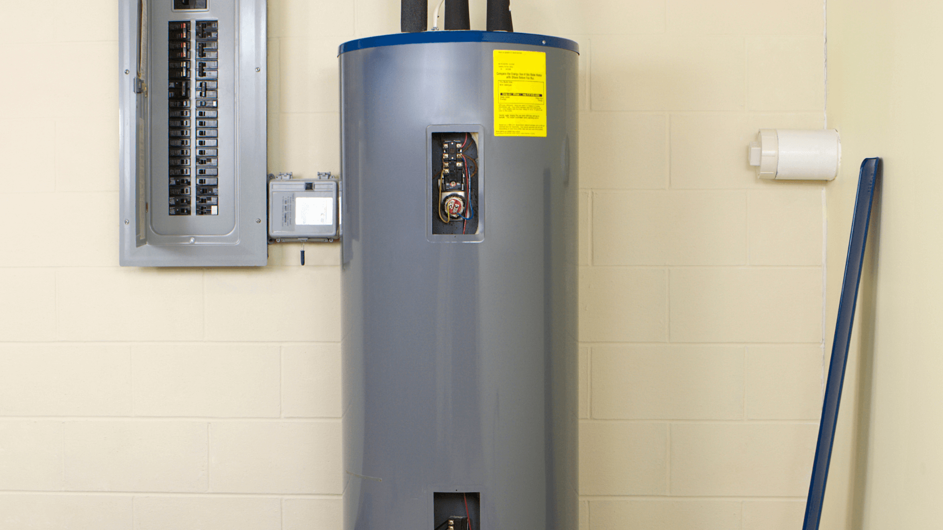 5 Signs That You Need To Replace Your Water Heater - Spencer Home Services